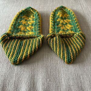 Handmade Crochet Knitted White and Red Slipper Socks Size M/L